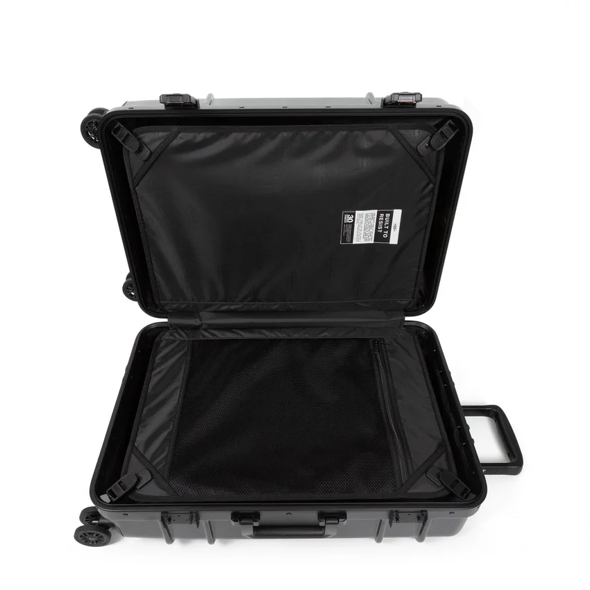 RESIST'R CASE L NERO